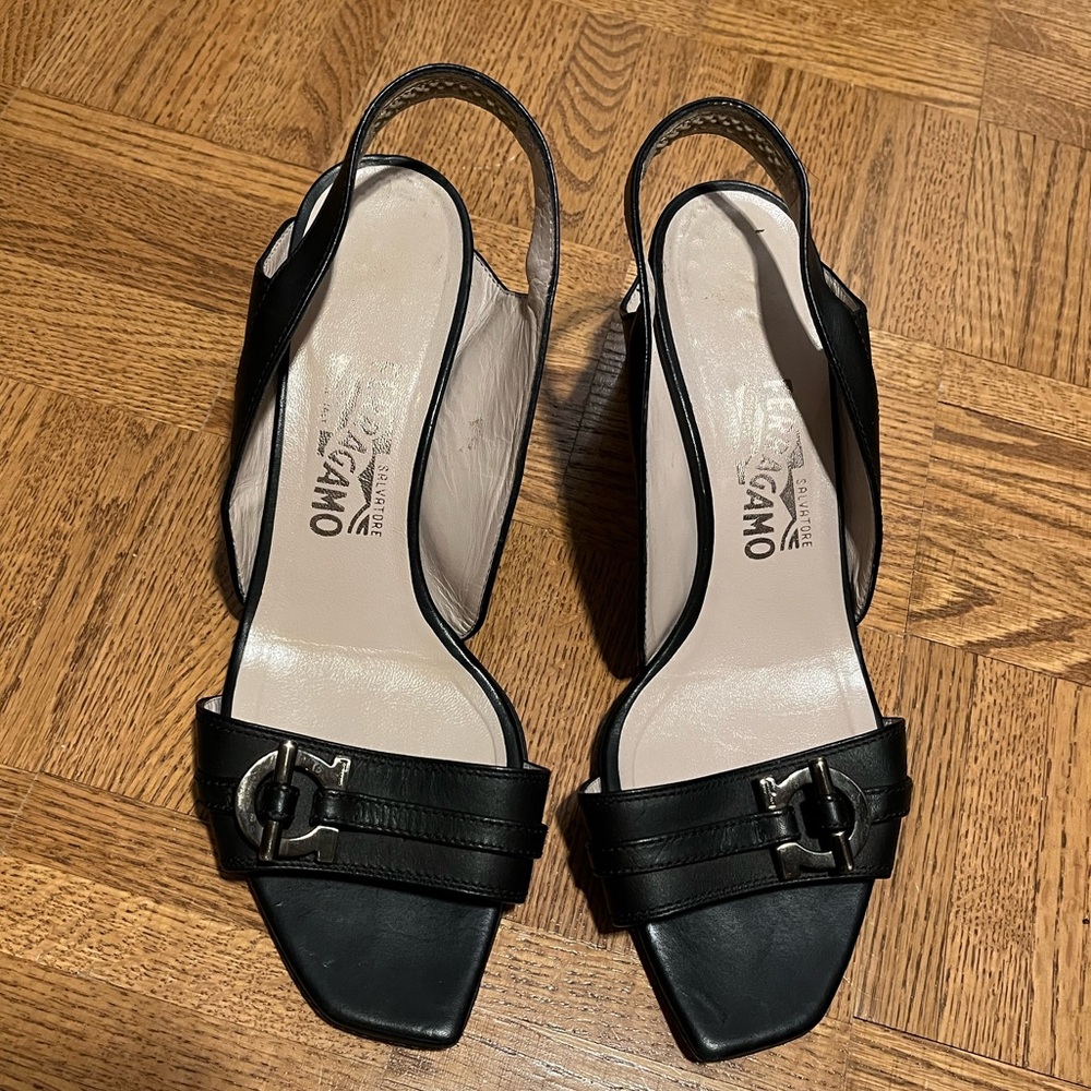 Salvatore Ferragamo Black Leather Slingback Heels 8.5 | Made in Italy